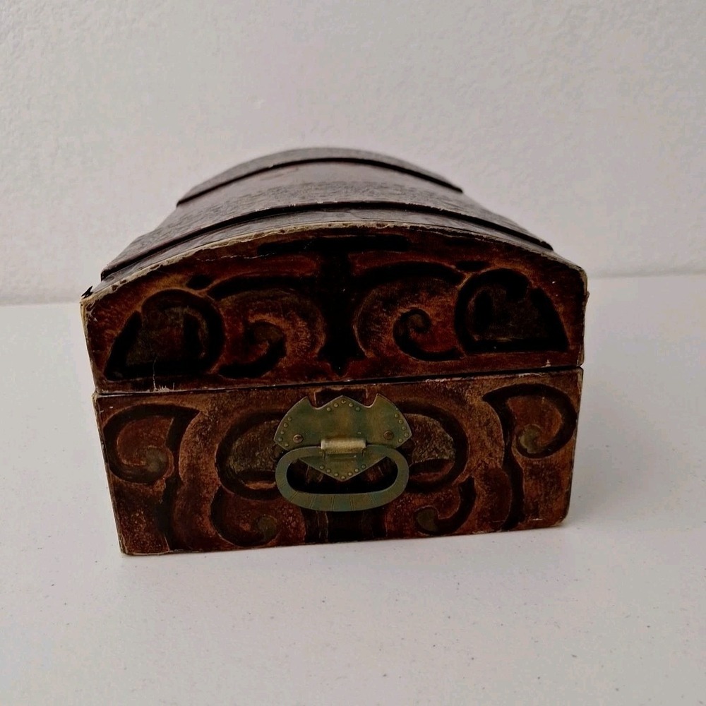 Vintage 1940s Toy Pirate Treasure Chest‎ with Caribbean Map Inside Lid  12.5" - Picture 14 of 16